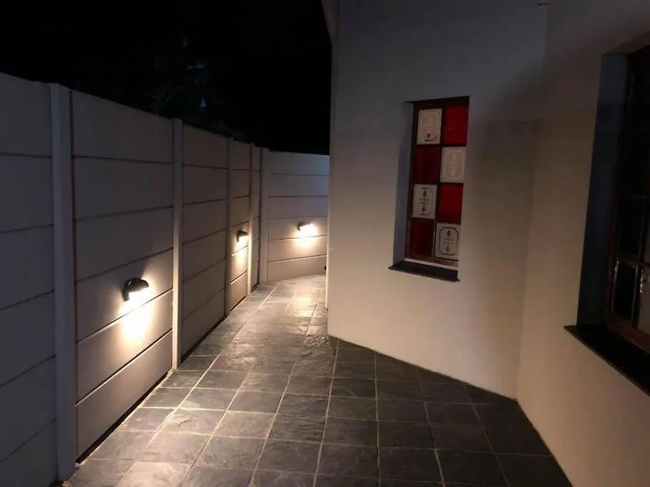 You'Re Beautiful Private Guest Suite Fernglen 0*,  Sudafrica