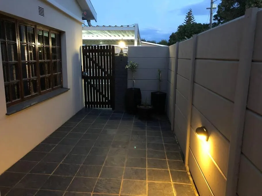 You'Re Beautiful Private Guest Suite Fernglen Apartment